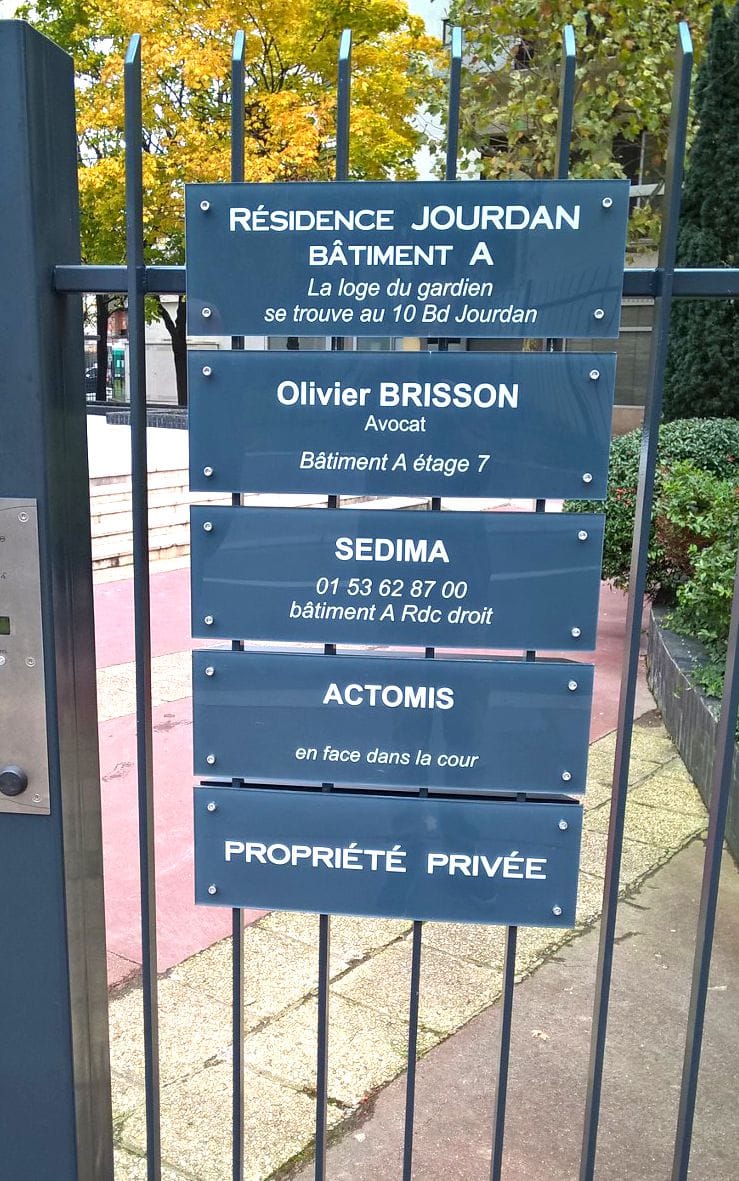 Exemple plaque professionnelle, Photos de nos réalisations